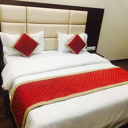 Arya Sheraton Hotel Adźmer Zewnętrze zdjęcie