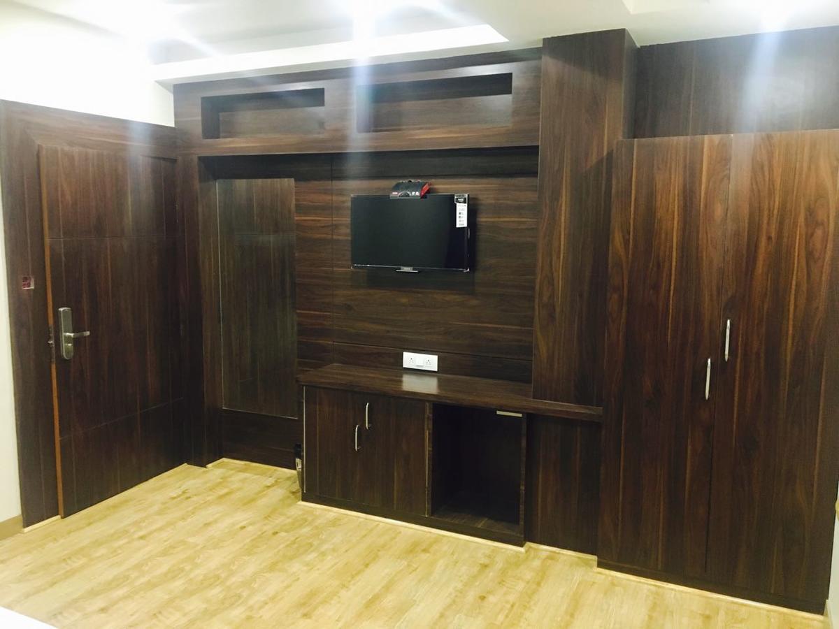 Arya Sheraton Hotel Adźmer Zewnętrze zdjęcie